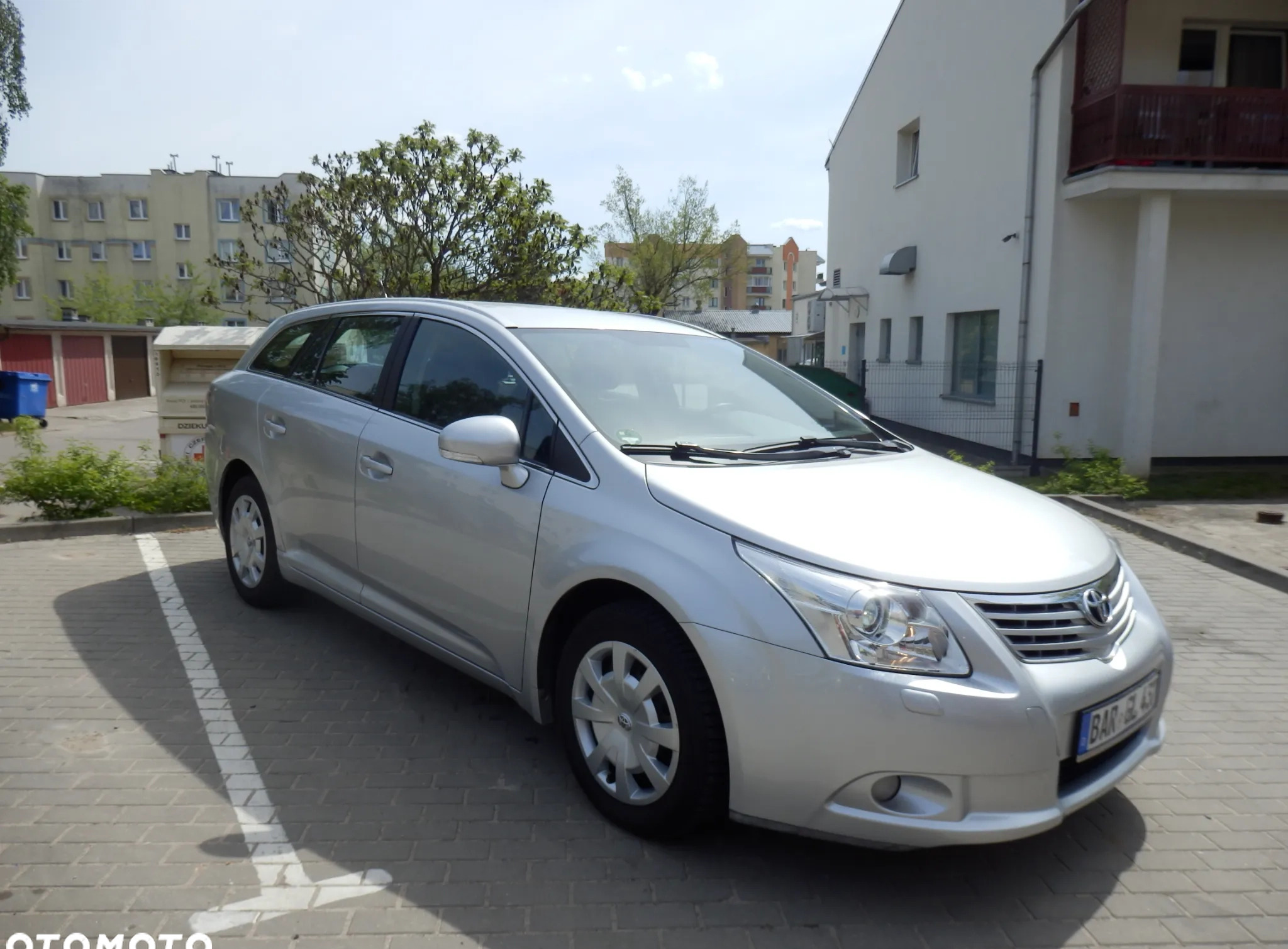 Toyota Avensis cena 37900 przebieg: 136180, rok produkcji 2010 z Białystok małe 92